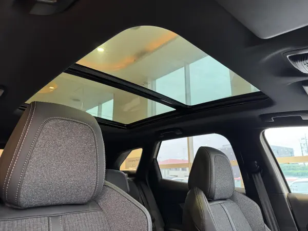 2018 Peugeot 3008 — photo 3 | Tuminion Kenya