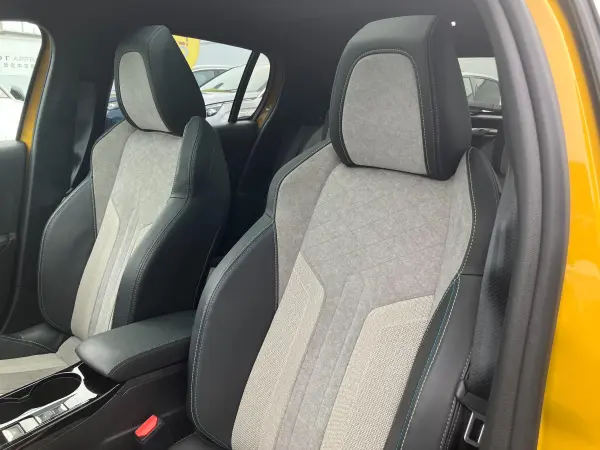 2020 Peugeot 208 — photo 9 | Tuminion Kenya