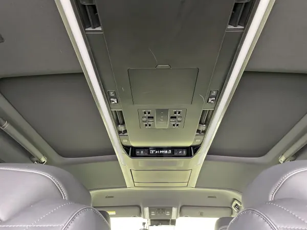 2023 Toyota Alphard — photo 7 | Tuminion Kenya
