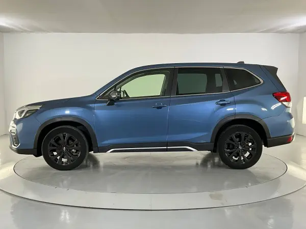 2021 Subaru Forester — photo 3 | Tuminion Kenya
