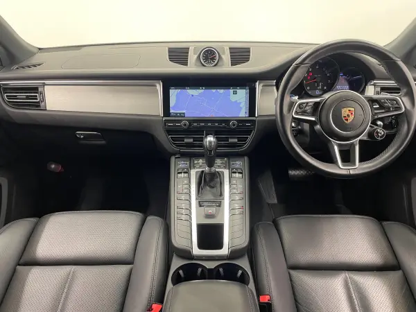 2019 Porsche Macan — photo 2 | Tuminion Kenya