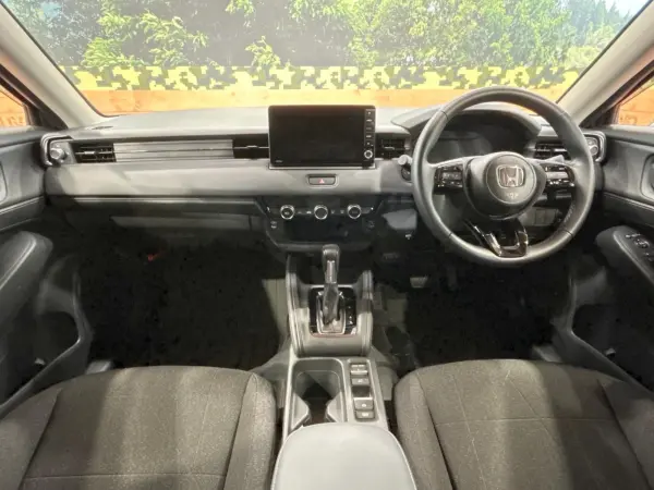 2024 Honda Vezel — photo 2 | Tuminion Kenya