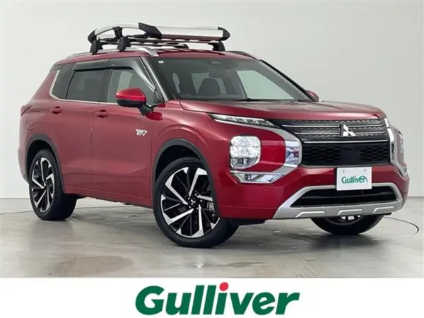 2022 Mitsubishi Outlander — photo 1