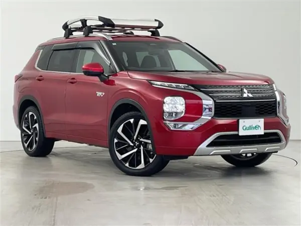 2022 Mitsubishi Outlander — photo 9 | Tuminion Kenya