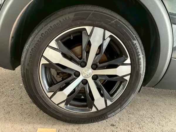 2019 Peugeot 5008 — photo 7 | Tuminion Kenya