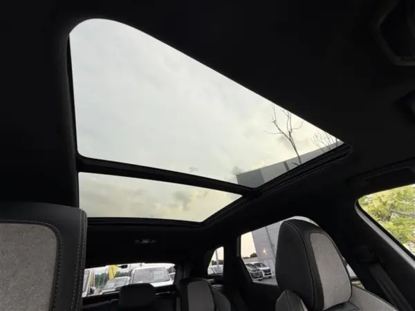 2021 Peugeot 3008 — photo 2 | Tuminion Kenya