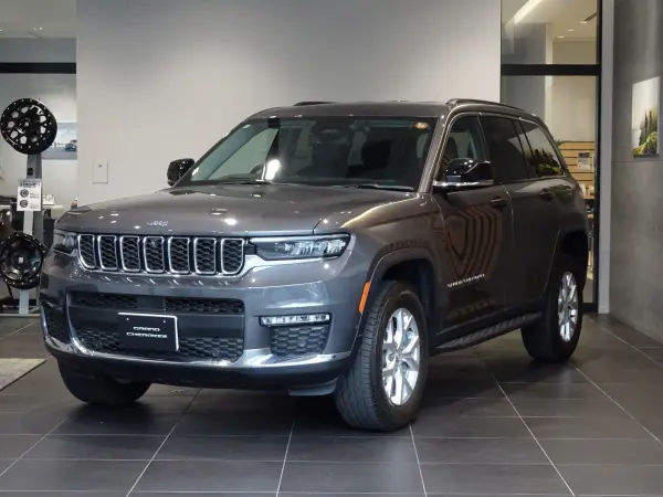 2023 Jeep Grand Cherokee — photo 3 | Tuminion Kenya