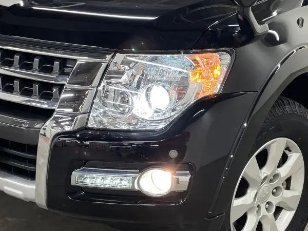 2019 Mitsubishi Pajero — photo 9 | Tuminion Kenya