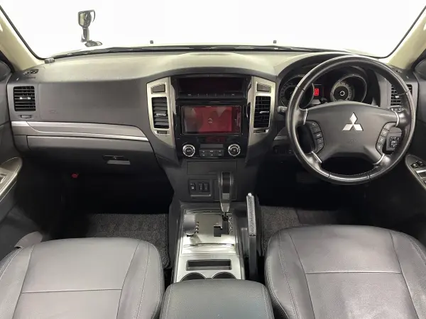 2019 Mitsubishi Pajero — photo 7 | Tuminion Kenya