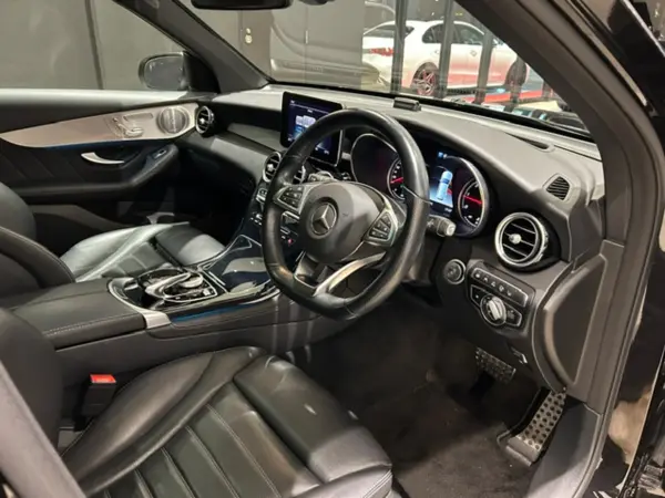 2019 Mercedes-benz Glc — photo 9 | Tuminion Kenya