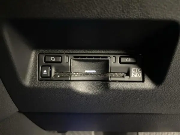 2024 Toyota Alphard — photo 3 | Tuminion Kenya