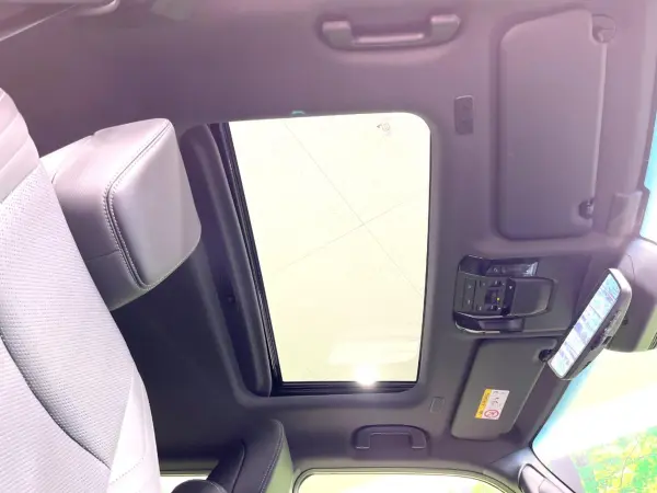 2025 Land Cruiser 250 — photo 3 | Tuminion Kenya