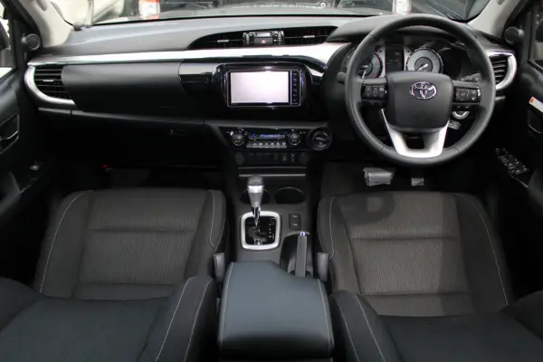 2023 Toyota Hilux — photo 2 | Tuminion Kenya