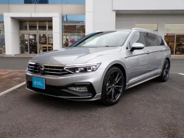 2024 Volkswagen Passat — photo 1
