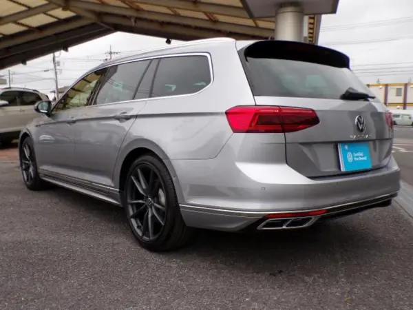 2024 Volkswagen Passat — photo 3 | Tuminion Kenya