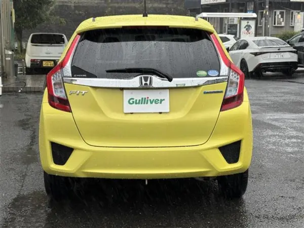 2016 Honda Fit — photo 3 | Tuminion Kenya