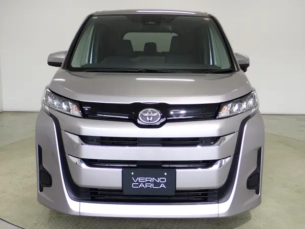 2023 Toyota Noah — photo 3 | Tuminion Kenya