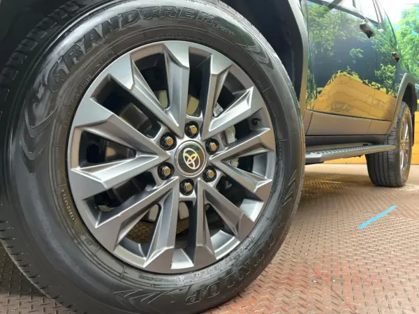 2025 Land Cruiser 250 — photo 9 | Tuminion Kenya
