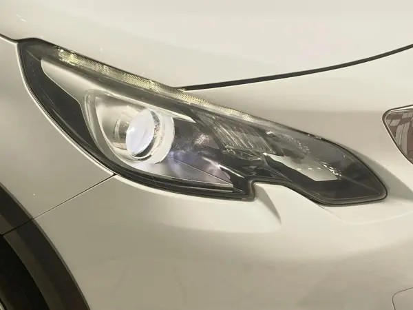 2018 Peugeot 2008 — photo 8 | Tuminion Kenya
