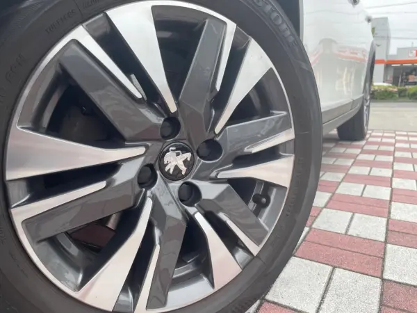 2018 Peugeot 2008 — photo 9 | Tuminion Kenya
