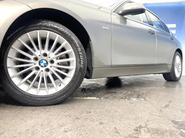 2018 Bmw 3 Series — photo 9 | Tuminion Kenya