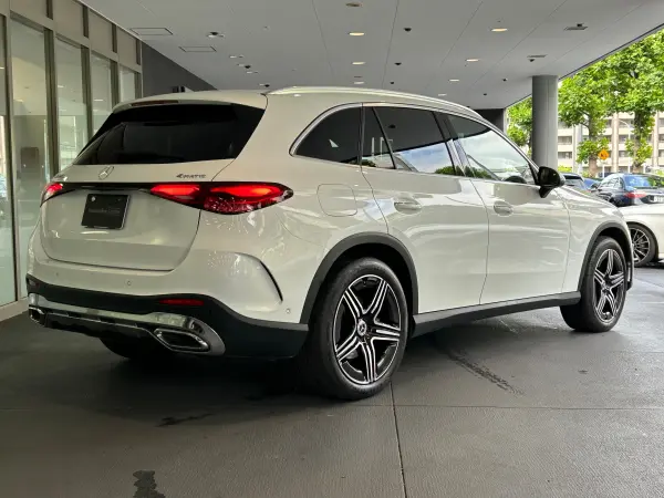 2024 Mercedes-benz Glc — photo 2 | Tuminion Kenya