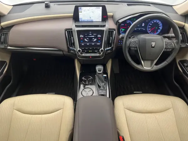 2019 Toyota Crown — photo 2 | Tuminion Kenya