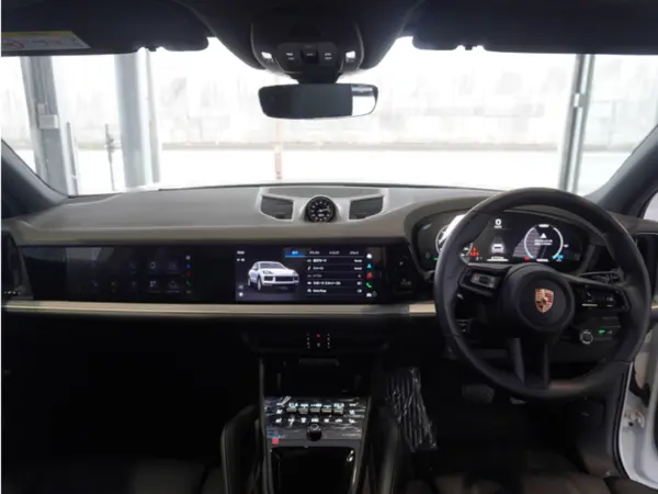 2026 Porsche Cayenne — photo 9 | Tuminion Kenya