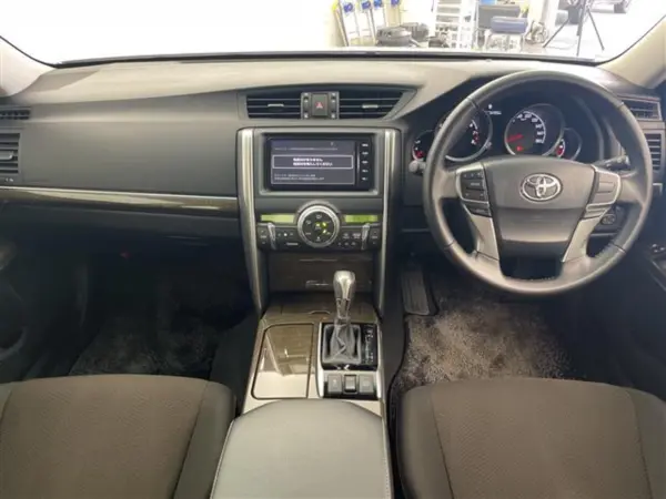 2016 Toyota Mark  X — photo 2 | Tuminion Kenya