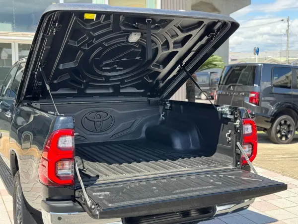 2024 Toyota Hilux — photo 8 | Tuminion Kenya