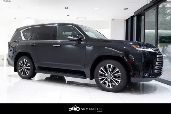 Lexus LX600 4WD Post-MC Model / Front Refresh Seat / 12.3-inch Full LCD Meter / Hazel Leather Seat / Sunroof / Cool Box (Graphite Black Glass Flake)