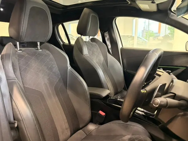 2022 Peugeot 208 — photo 7 | Tuminion Kenya