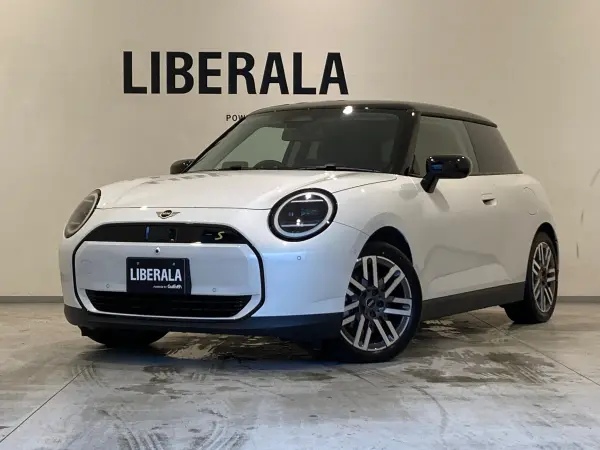 2024 Mini Cooper — photo 9 | Tuminion Kenya