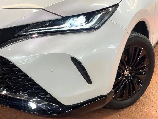 2025 Toyota Harrier — photo 8 | Tuminion Kenya
