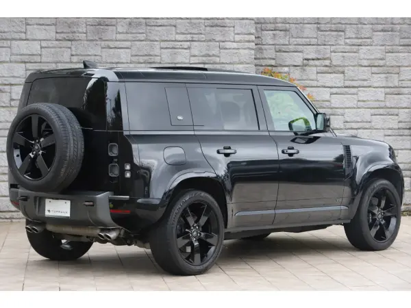 2023 Landrover Defender — photo 2 | Tuminion Kenya