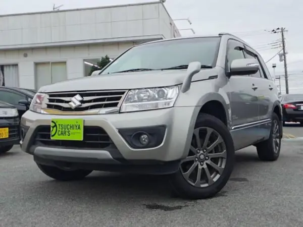 Suzuki Escudo 2.4 Land Breeze 4WD Sunroof 12SE (Gray)