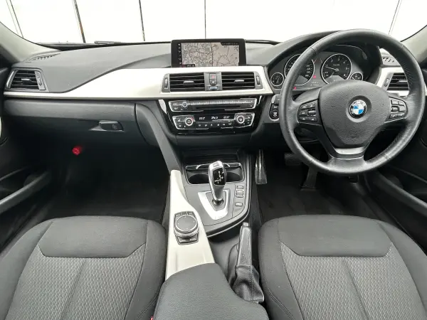 2018 Bmw 3 Series — photo 2 | Tuminion Kenya