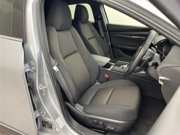 2019 Mazda 3 Fastback — photo 9 | Tuminion Kenya