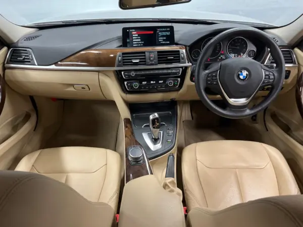2018 Bmw 3 Series — photo 2 | Tuminion Kenya