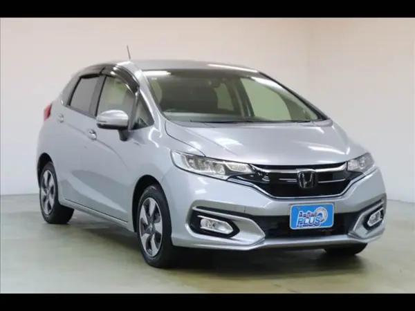 2019 Honda Fit — photo 9 | Tuminion Kenya