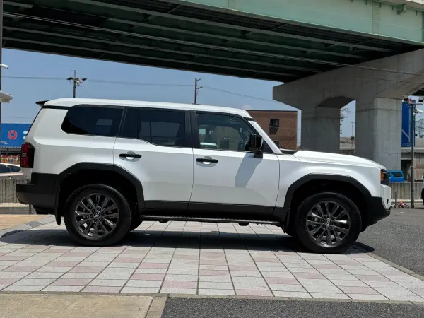 2025 Land Cruiser 250 — photo 3 | Tuminion Kenya