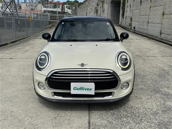 2018 Mini Cooper — photo 9 | Tuminion Kenya