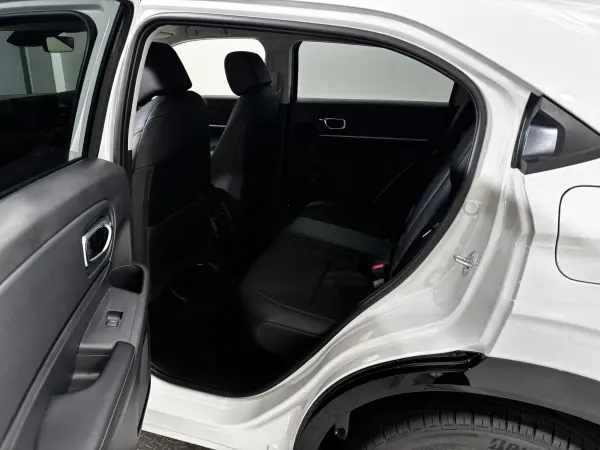2026 Honda Vezel — photo 9 | Tuminion Kenya