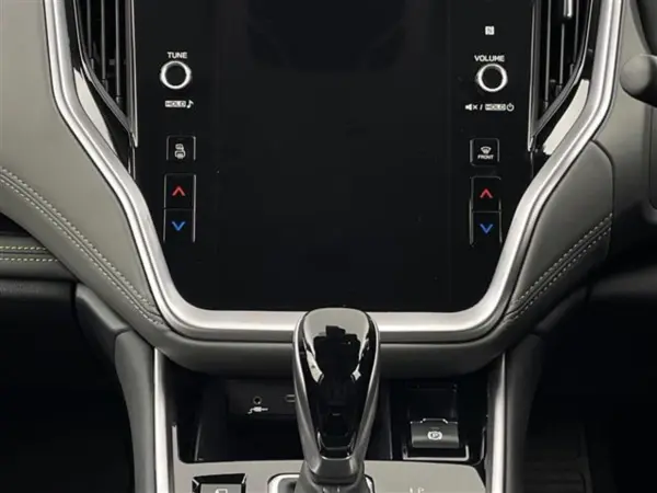 2023 Subaru Legacy Outback — photo 8 | Tuminion Kenya
