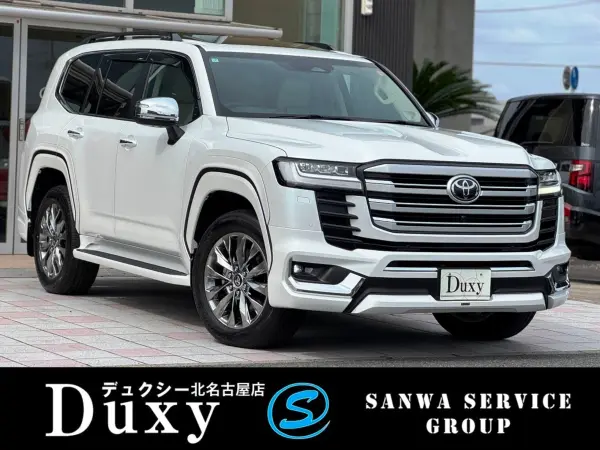 Toyota Land Cruiser 300 3.3 ZX Diesel Turbo 4WD Modellista Aero (F/R/OF JBL Premium Sound Rear Entertainment Cool Box Tire Pressure Warning System Rear Electric Diff Lock Cold Spec Black Roof Rails Tonneau Cover Moonroof ETC 2.0 (Precious White Pearl)
