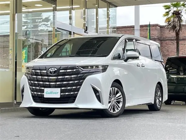 2024 Toyota Alphard — photo 8 | Tuminion Kenya