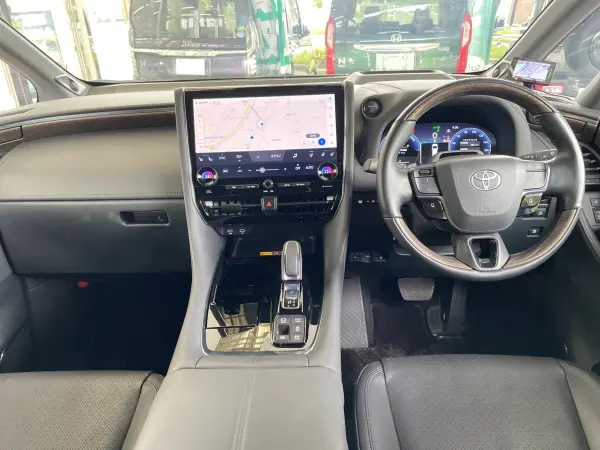 2024 Toyota Alphard — photo 3 | Tuminion Kenya