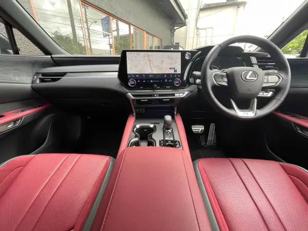2025 Lexus Rx — photo 8 | Tuminion Kenya