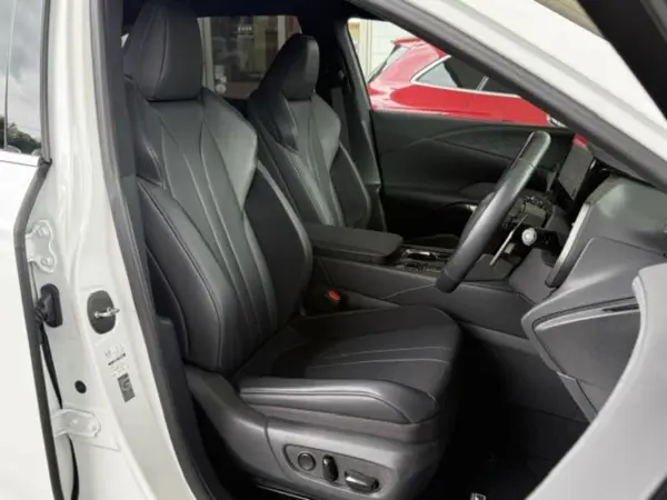 2025 Lexus Rx — photo 3 | Tuminion Kenya