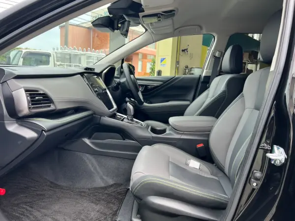 2025 Subaru Legacy Outback — photo 9 | Tuminion Kenya